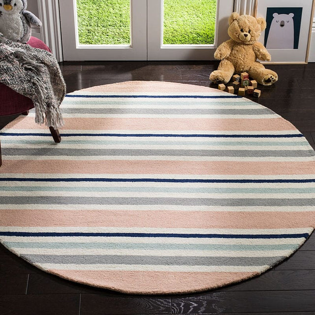 Safavieh Safavieh Kids Sfk916A Ivory / Multi Rugs.