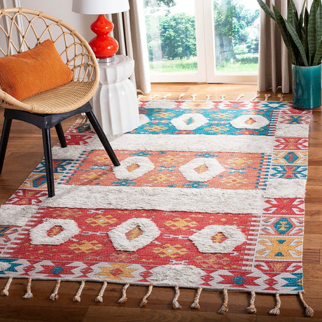 Safavieh Saffron Sfn105P Rust / Beige Rugs.