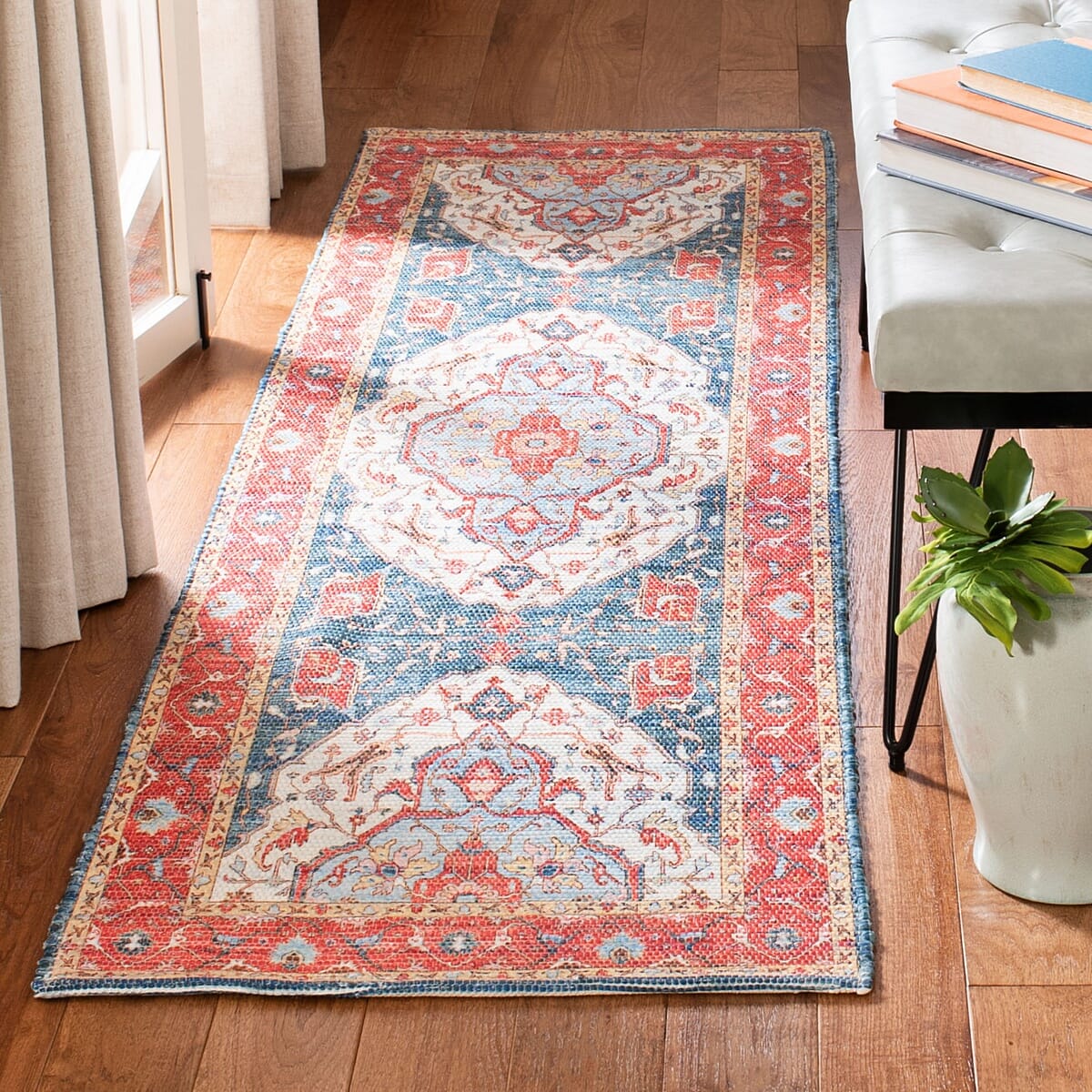 Safavieh Saffron Sfn508R Fuchsia / Blue Rugs.