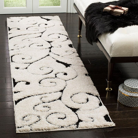 Safavieh Shag Sg455-1290 Ivory / Black Rugs.