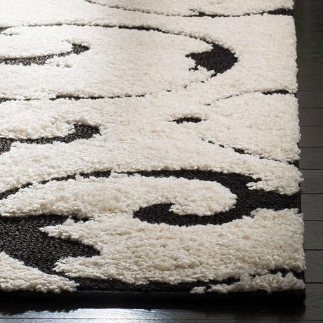Safavieh Shag Sg476-1290 Ivory / Black Rugs.