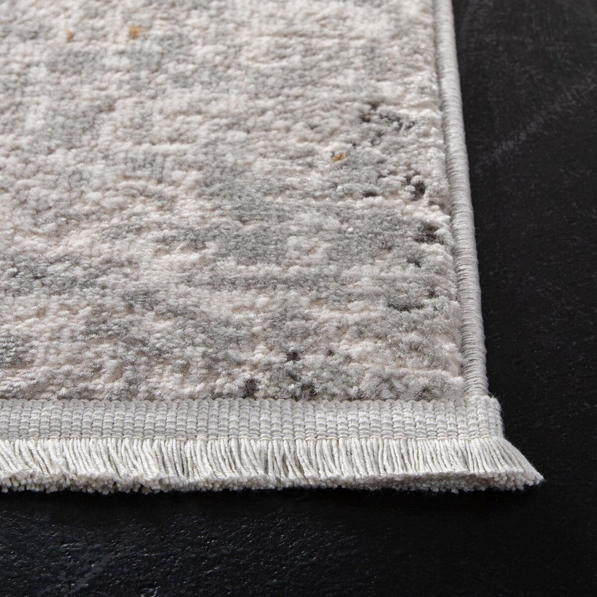 Safavieh Shivan Shv728M Grey/Pink Rug.