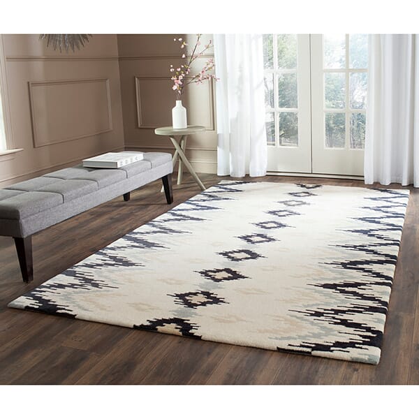 Safavieh Soho Soh339A Ivory / Dark Grey Rugs.