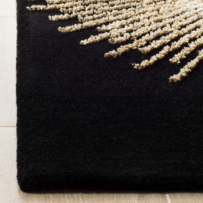 Safavieh Soho Soh655Z Black/Beige Rug.