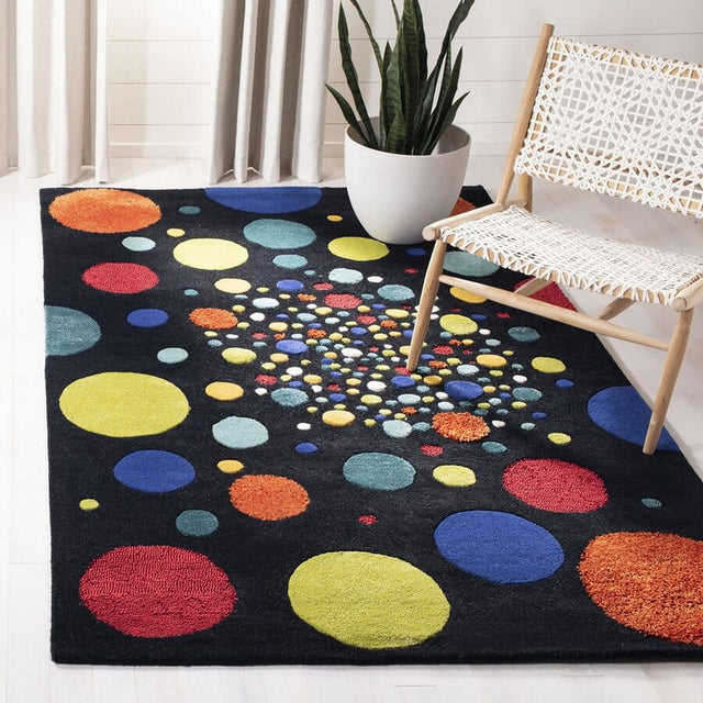 Safavieh Soho Soh728A Black / Multi Rugs.