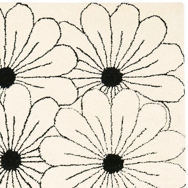 Safavieh Soho Soh768B Ivory / Black Rugs.