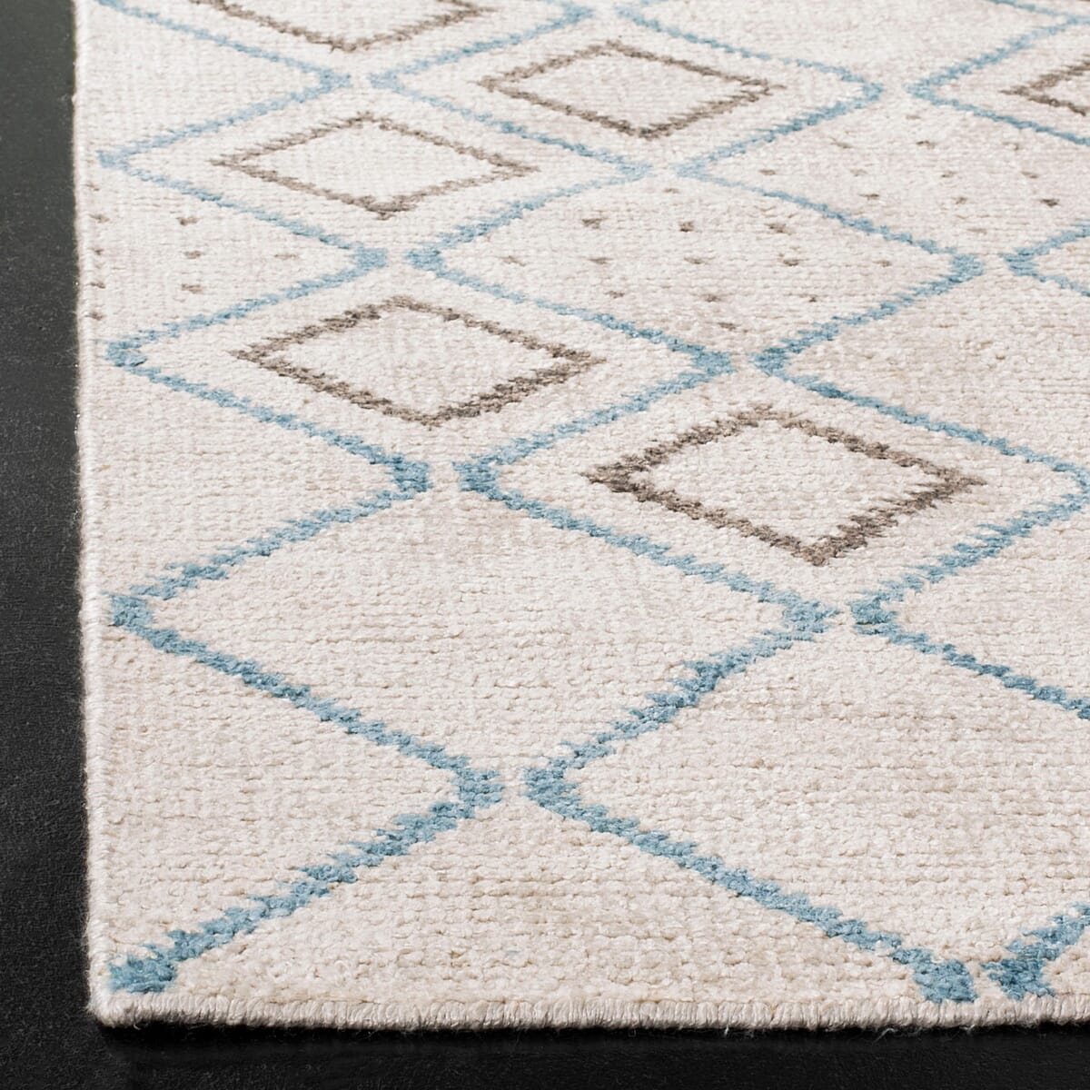 Safavieh Stone Wash Stw902A Silver / Blue Rugs.