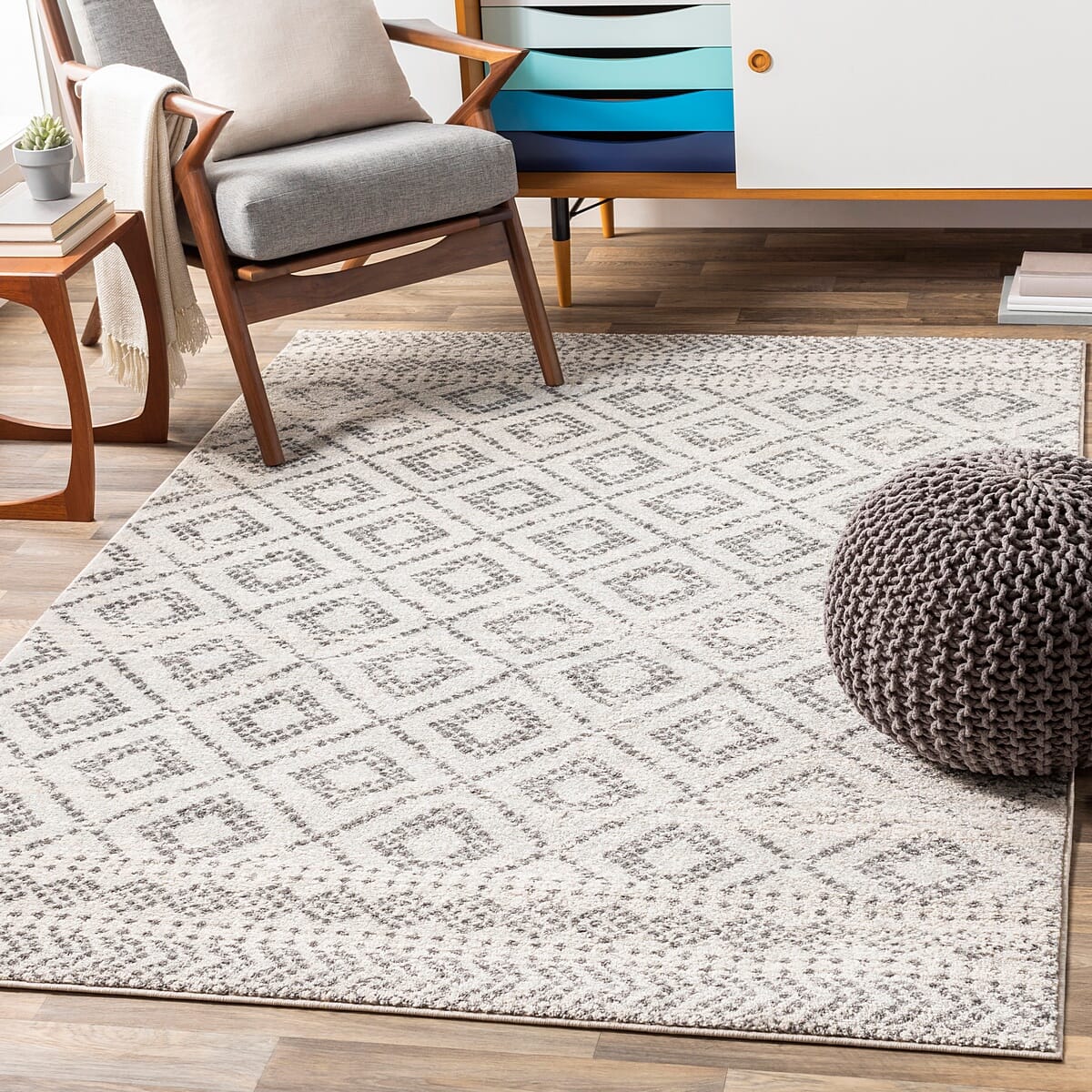 Surya Sunderland Sun-2301 Light Gray, White, Medium Gray Rugs.
