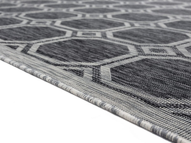 United Weavers Augusta Balos Black (3900-10670) Rugs.