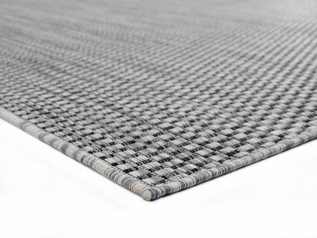 United Weavers Augusta Dominical Black (3900-10570) Rugs.