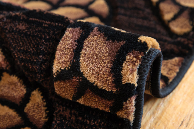 United Weavers Cottage Pine Border Beige (2055-41026) Rugs.
