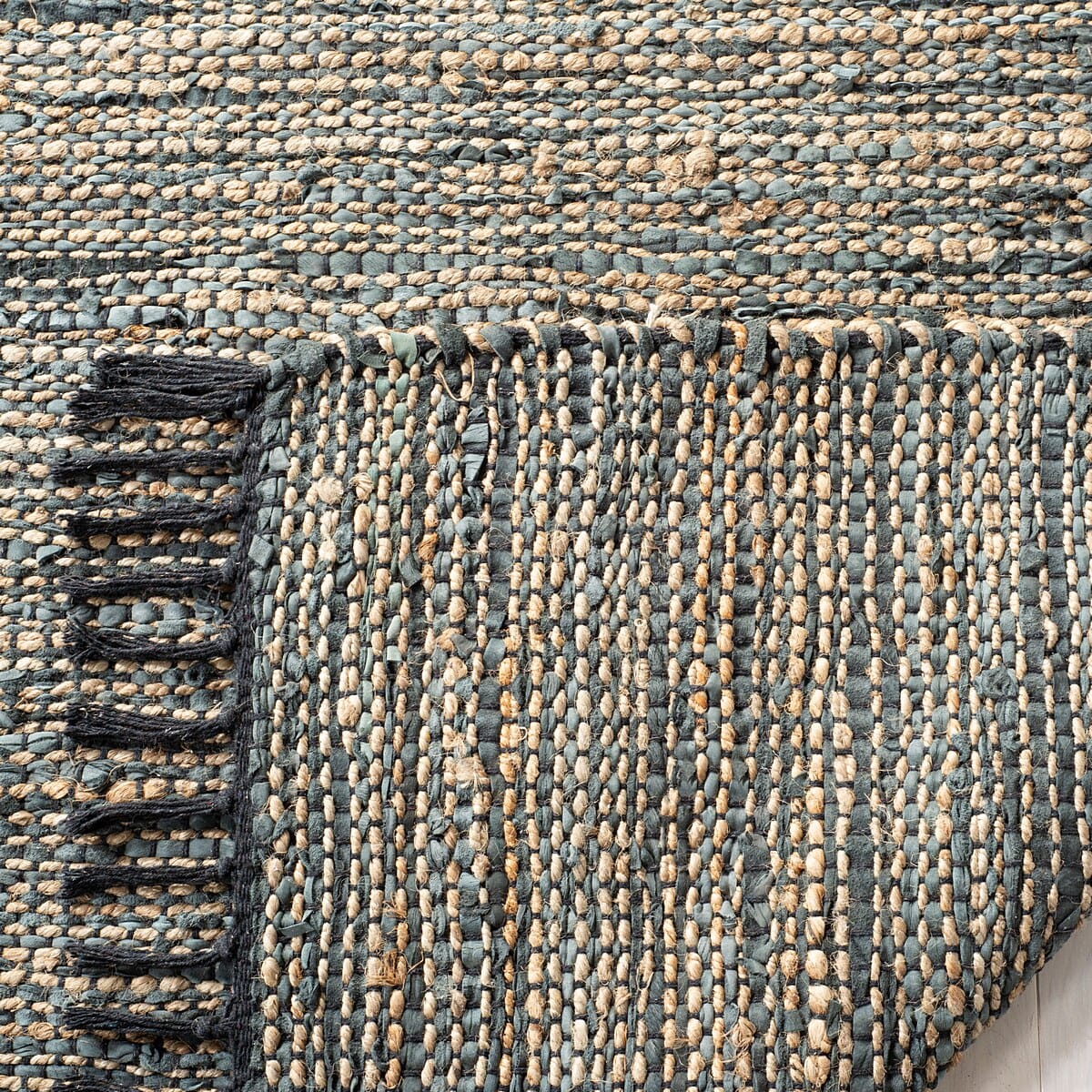 Safavieh Vintage Leather Vtl203F Grey Rugs.