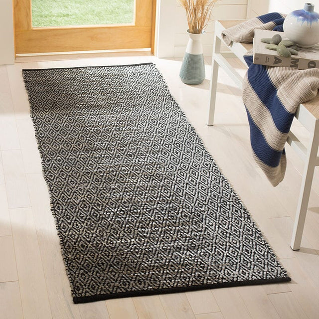 Safavieh Vintage Leather Vtl388A Light Grey / Grey Rugs.