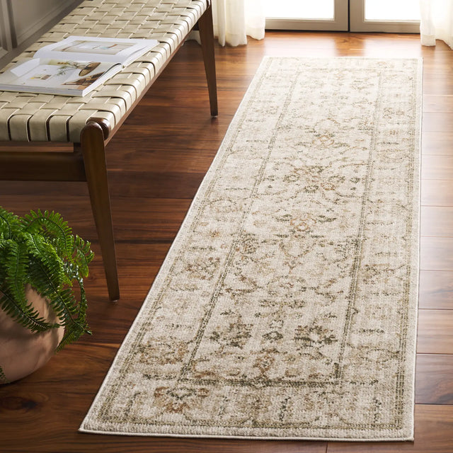 Safavieh Hazel 500 2'-2" x 8'-0" Rug in Ivory / Beige