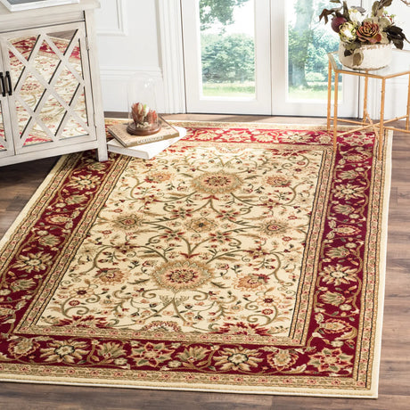 Safavieh Lyndhurst 4'-0" x 6'-0" Rug in Ivory / Red