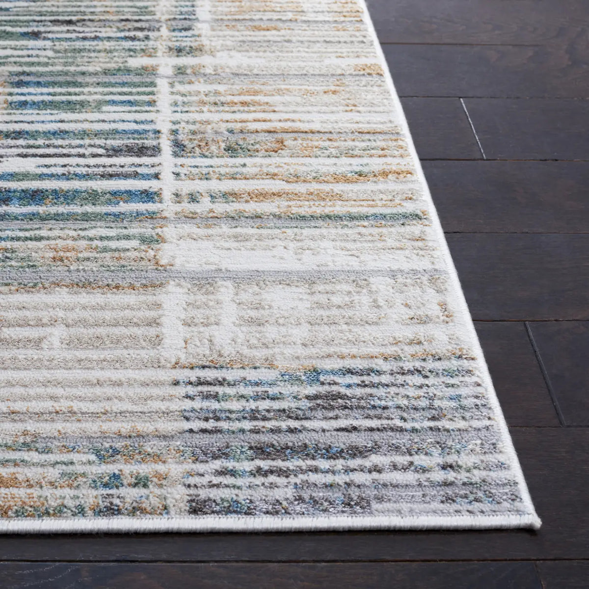 Safavieh Bel Air 4'-5" x 6'-5" Rug in Dark Grey / Gold