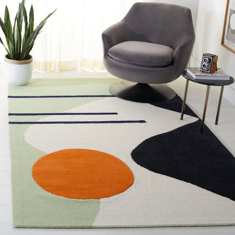 Safavieh Rodeo Drive 4'-0" x 6'-0" Rug in Green / Black