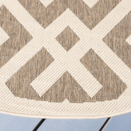 Safavieh Courtyard 5'-3" x 5'-3" Rug in Brown / Bone