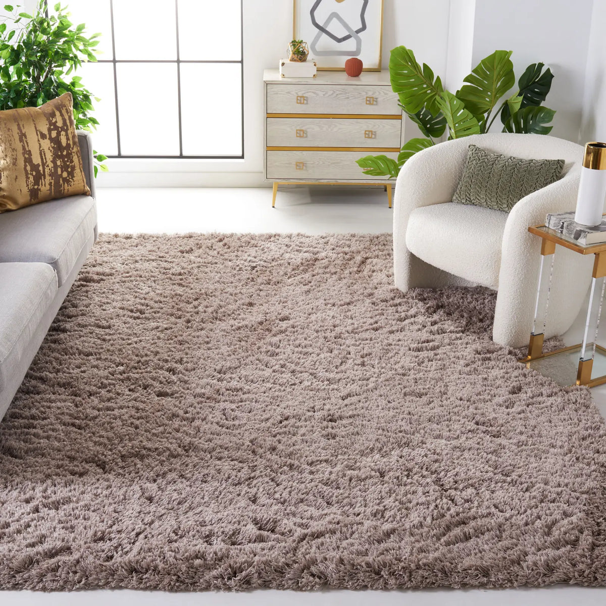 Safavieh Polar Shag 10'-0" x 14'-0" Rug in Mushroom