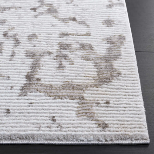 Safavieh Slate 700 4'-0" x 6'-0" Rug in Beige / Brown