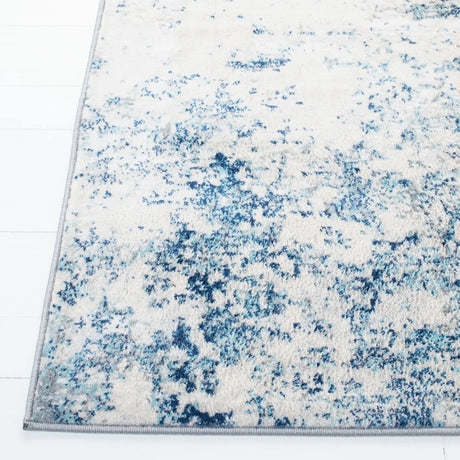 Safavieh Brentwood 4'-0" x 6'-0" Rug in Ivory / Navy