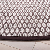 Safavieh Montauk 6'-0" x 6'-0" Rug in Charcoal / Ivory