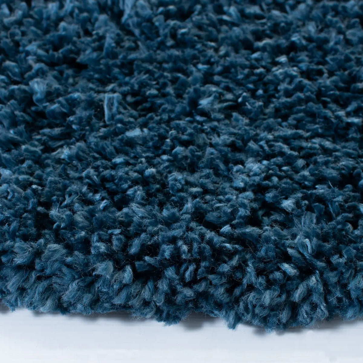 Safavieh August Shag 5'-0" x 5'-0" Rug in Navy