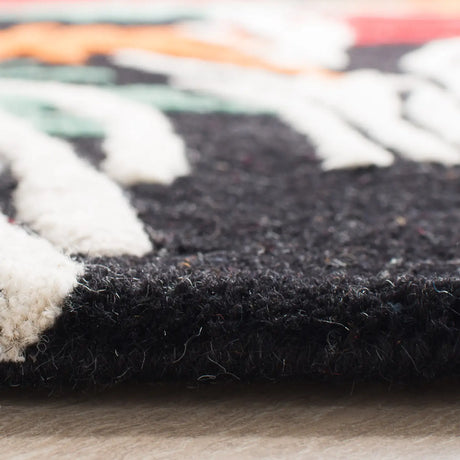 Safavieh Soho 6'-0" x 6'-0" Rug in Black / Multi