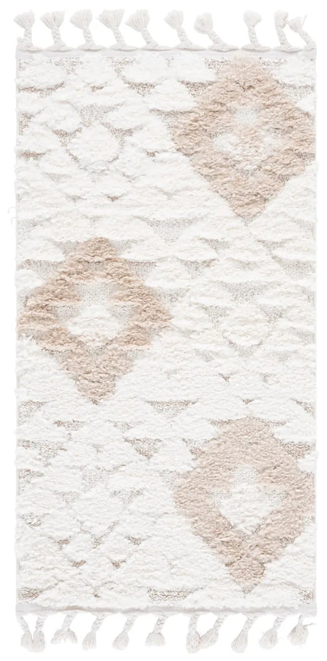 Safavieh Moroccan Tassel Shag 2'-3" x 4'-0" Rug in Ivory / Beige