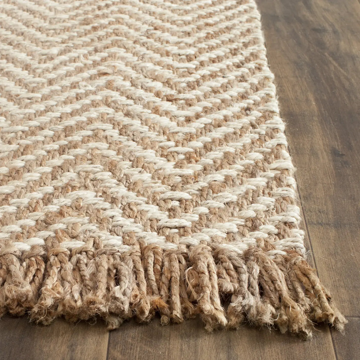 Safavieh Natural Fiber 2'-6" x 10'-0" Rug in Bleach / Natural