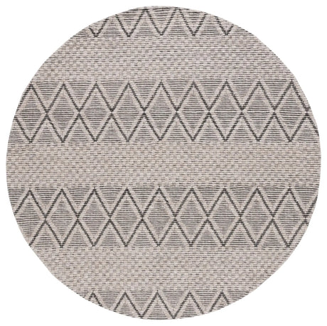 Safavieh Marbella 6'-0" x 6'-0" Rug in Silver / Black