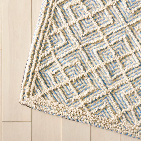 Safavieh Martha Stewart 4'-0" x 6'-0" Rug in Ivory / Blue