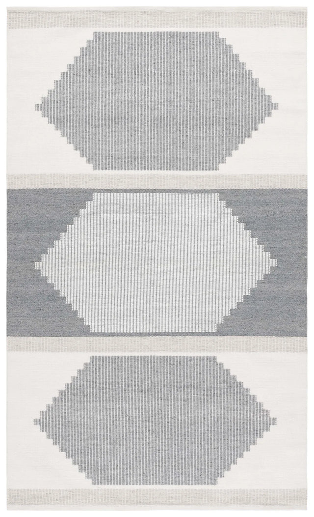 Safavieh Kilim 4'-0" x 6'-0" Rug in Light Grey / Ivory