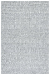 Safavieh Marbella 4'-0" x 6'-0" Rug in Silver / Grey