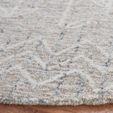 Safavieh Metro 6'-0" x 6'-0" Rug in Beige / Ivory