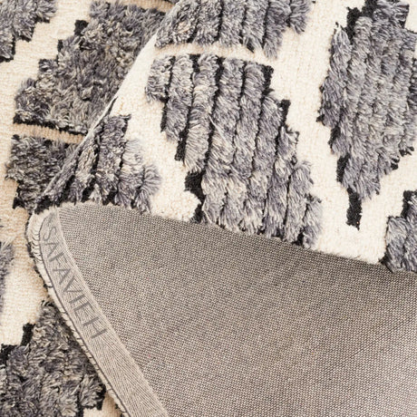 Safavieh Ebony 4'-0" x 6'-0" Rug in Dark Grey / Ivory