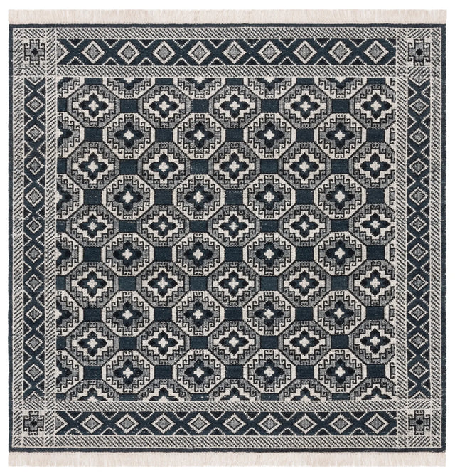 Safavieh Kilim 6'-0" x 6'-0" Rug in Black / Ivory