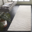Safavieh Mykonos 2'-3" x 8'-0" Rug in Ivory