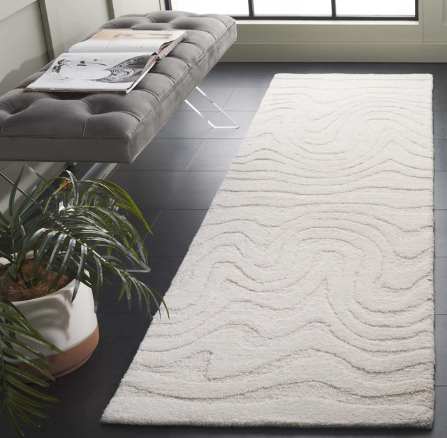Safavieh Mykonos 2'-3" x 8'-0" Rug in Ivory