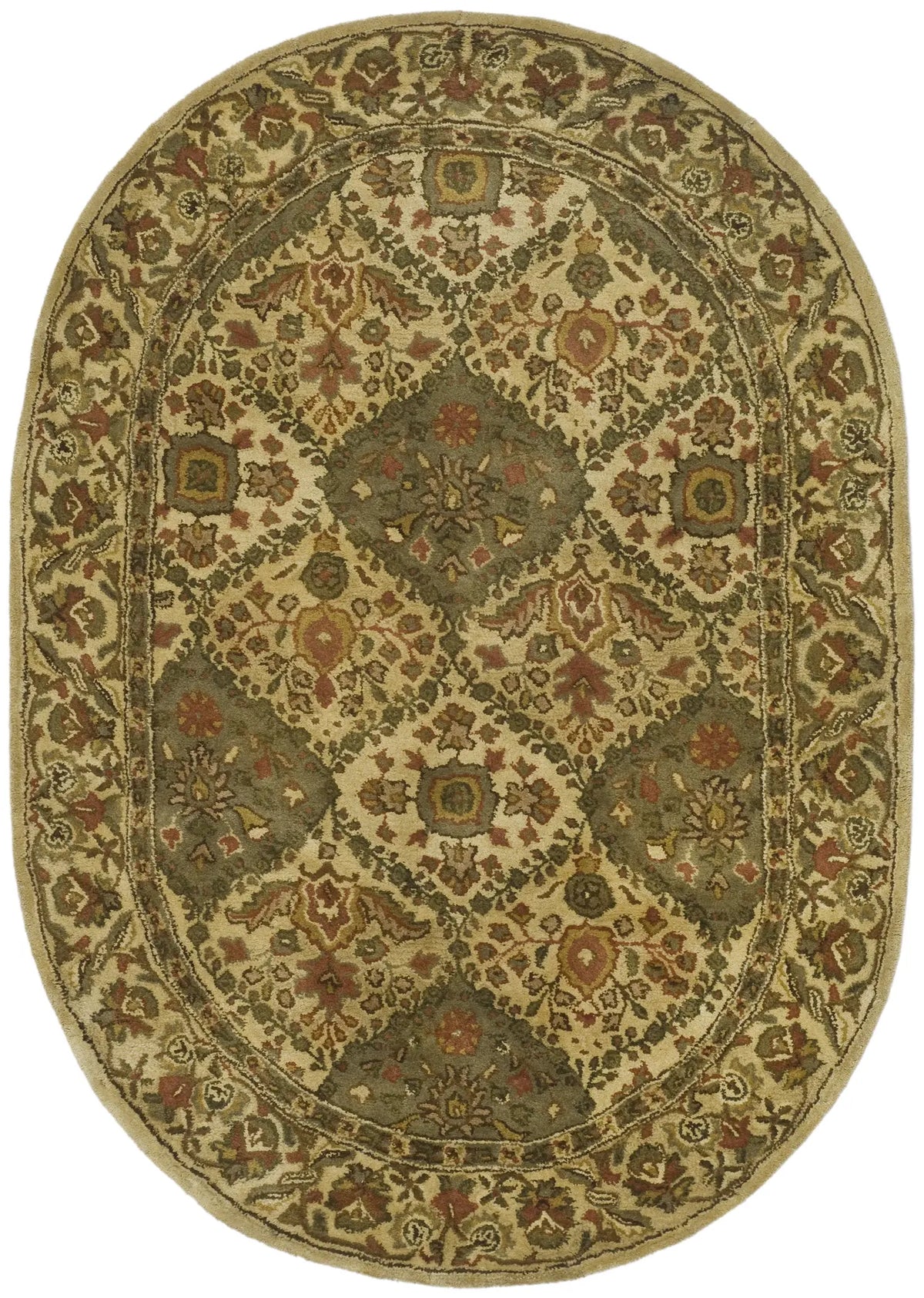 Safavieh Antiquity 4'-6" x 6'-6" Rug in Beige