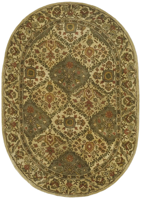 Safavieh Antiquity 4'-6" x 6'-6" Rug in Beige