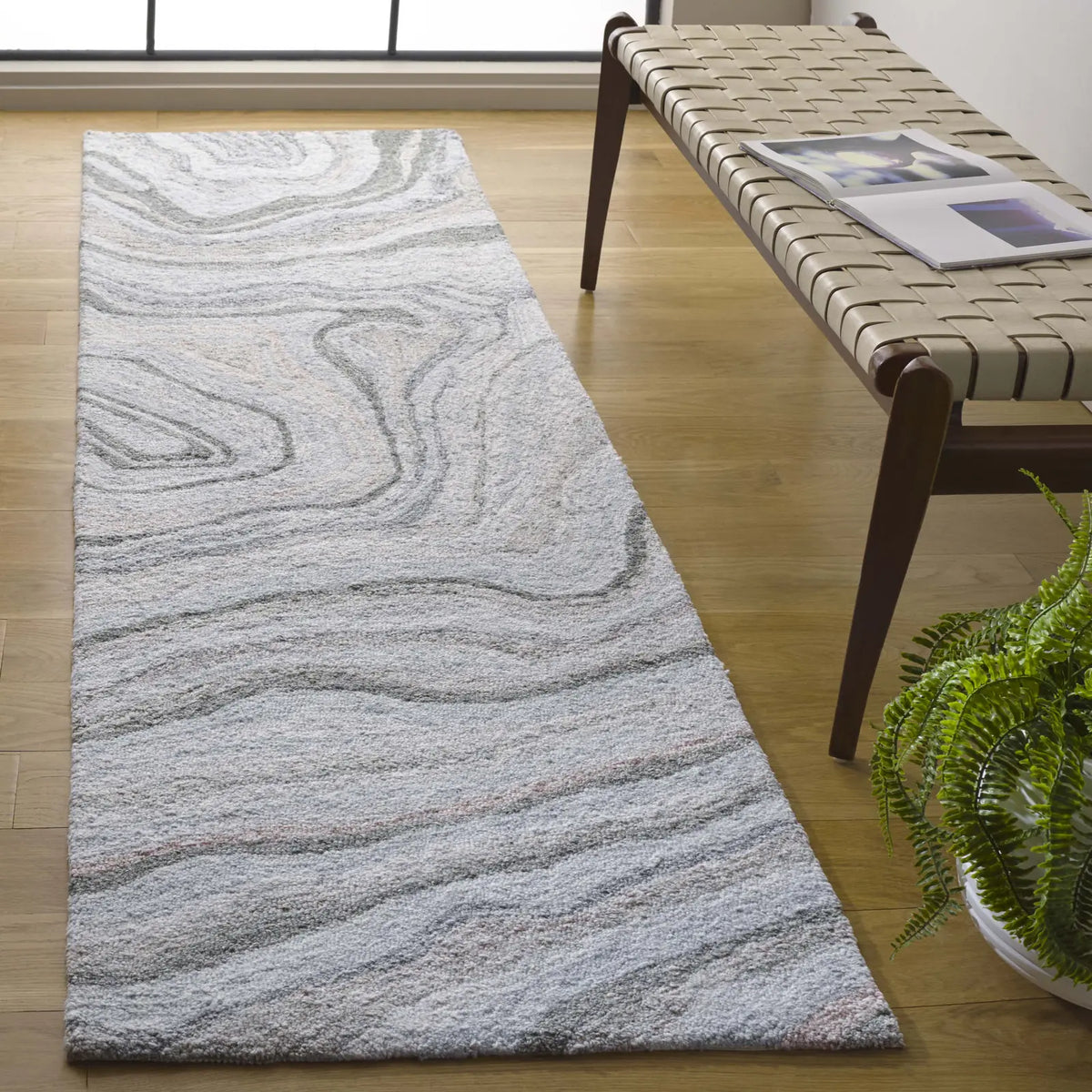 Safavieh Renewal 2'-3" x 8'-0" Rug in Grey