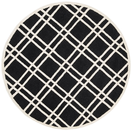Safavieh Cambridge 6'-0" x 6'-0" Rug in Black / Ivory