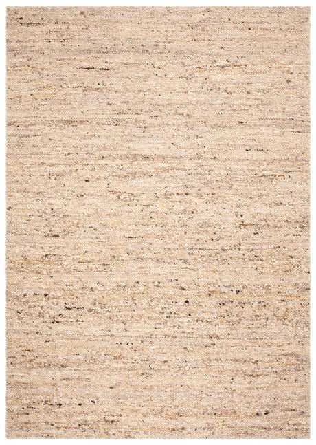 Safavieh Natura 4'-0" x 6'-0" Rug in Beige