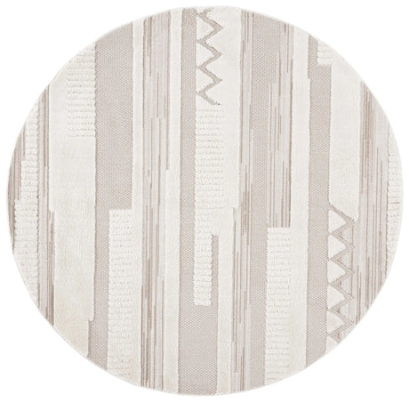 Safavieh Urban 6'-7" x 6'-7" Rug in Ivory / Beige