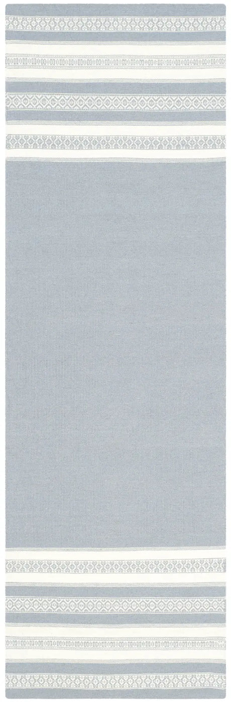 Safavieh Dhurries 2'-6" x 8'-0" Rug in Grey