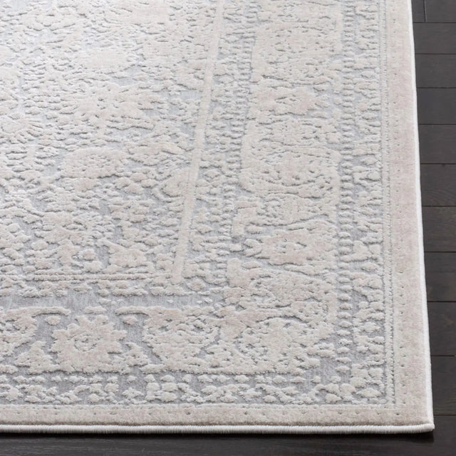 Safavieh Reflection 4'-0" x 6'-0" Rug in Light Grey / Cream