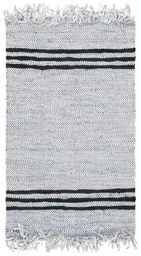 Safavieh Vintage Leather 3'-0" x 5'-0" Rug in Ivory / Black