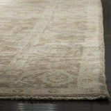 Safavieh Oushak 6'-0" x 9'-0" Rug in Grey / Grey
