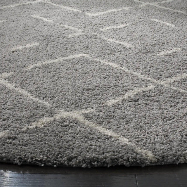 Safavieh Arizona Shag 5'-1" x 5'-1" Rug in Grey / Ivory
